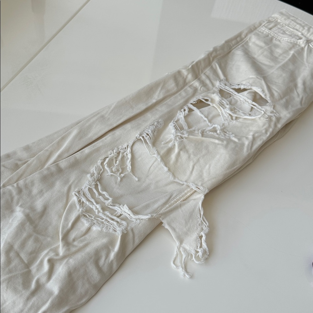 Vervet Distressed Cream Jeans - Picture 6 of 10
